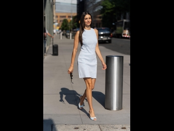  alt="Nina Dobrev"