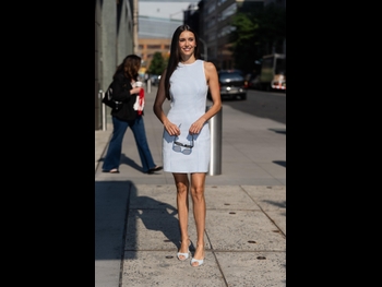  alt="Nina Dobrev"