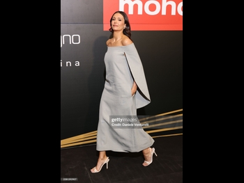  alt="Nina Dobrev"