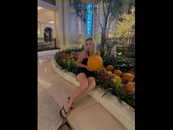  alt="Cristy Lee"