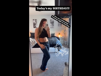  alt="Vanessa Demopoulos"