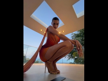  alt="Gizele Oliveira"
