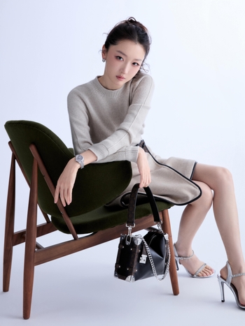 Dongyu Zhou