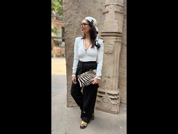  alt="Roshni Chopra"