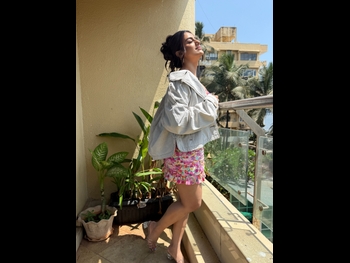  alt="Akshara Singh"