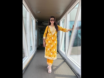  alt="Akshara Singh"