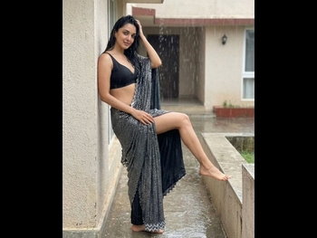  alt="Kiara Advani"