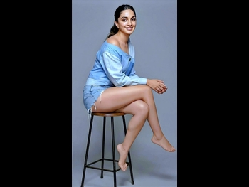 alt="Kiara Advani"