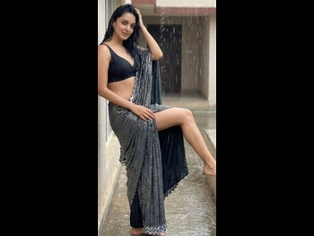  alt="Kiara Advani"