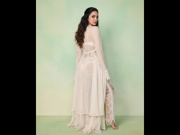  alt="Kiara Advani"
