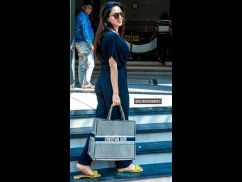  alt="Kiara Advani"