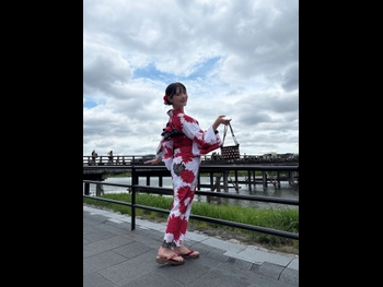  alt="Sumire Uesaka"