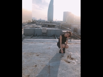  alt="Sumire Uesaka"