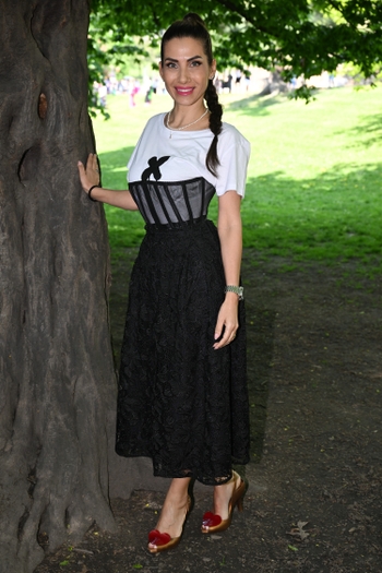 Eva Decastelo