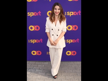  alt="Eva Decastelo"