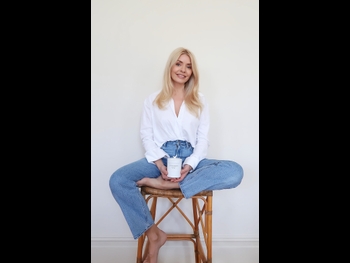  alt="Holly Willoughby"