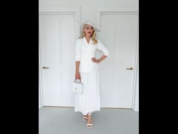  alt="Holly Willoughby"