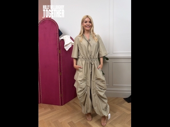  alt="Holly Willoughby"