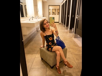  alt="Shauna Rae"