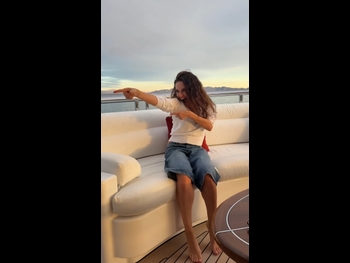  alt="Mila Kunis"