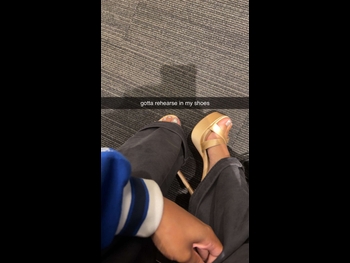  alt="Halle Bailey"