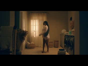  alt="Halle Bailey"