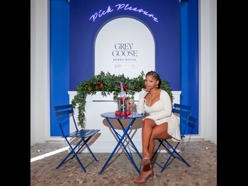  alt="Halle Bailey"