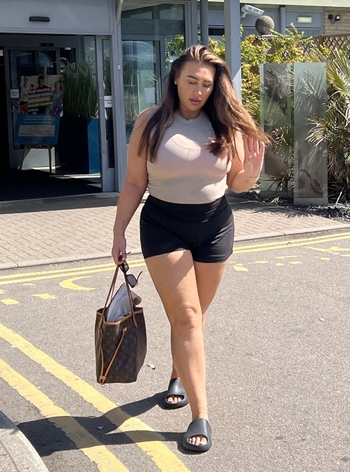 Lauren Goodger