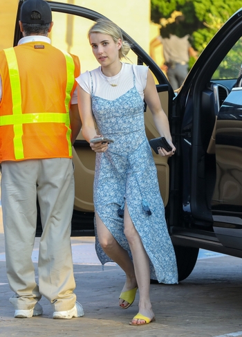 Emma Roberts (II)