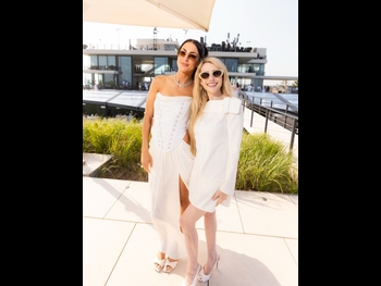  alt="Emma Roberts (ii)"