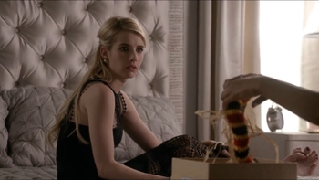 Emma Roberts (II)