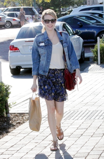 Emma Roberts (II)