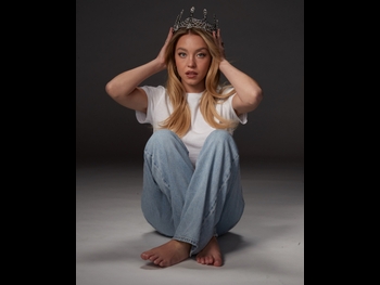  alt="Sydney Sweeney"
