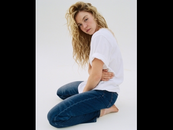  alt="Sydney Sweeney"