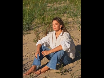  alt="Vera Brezhneva"