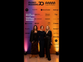  alt="Juliana Awada"