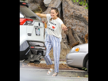  alt="Jennifer Garner (i)"