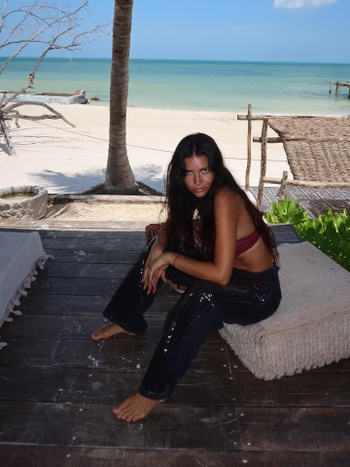 Zaira Nara