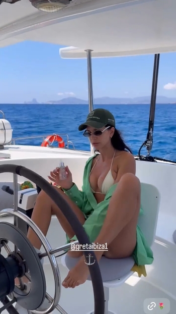 Zaira Nara