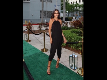  alt="Zaira Nara"