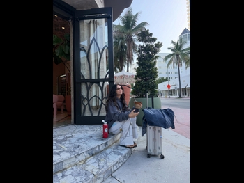  alt="Zaira Nara"
