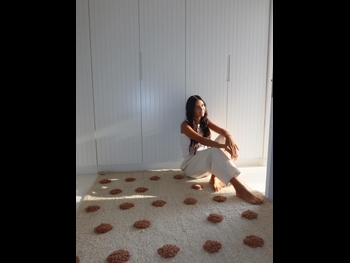  alt="Zaira Nara"