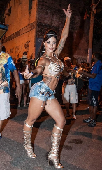 Aline Riscado