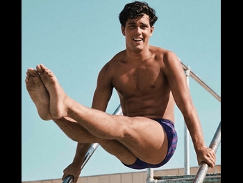  alt="Jeffrey Hunter"