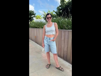  alt="Megan Olivi"
