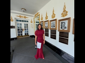  alt="Megan Olivi"