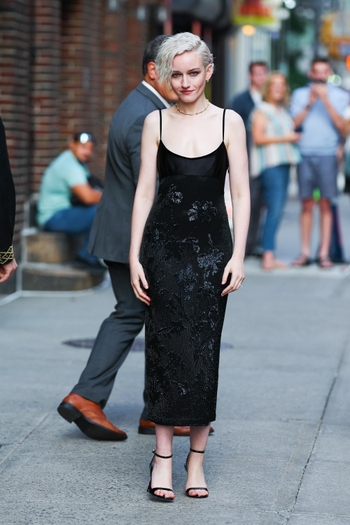 Julia Garner