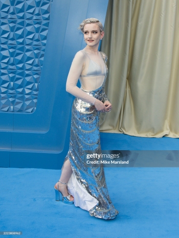 Julia Garner