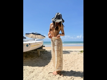  alt="Isis Valverde"