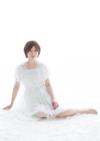 Kana Hanazawa